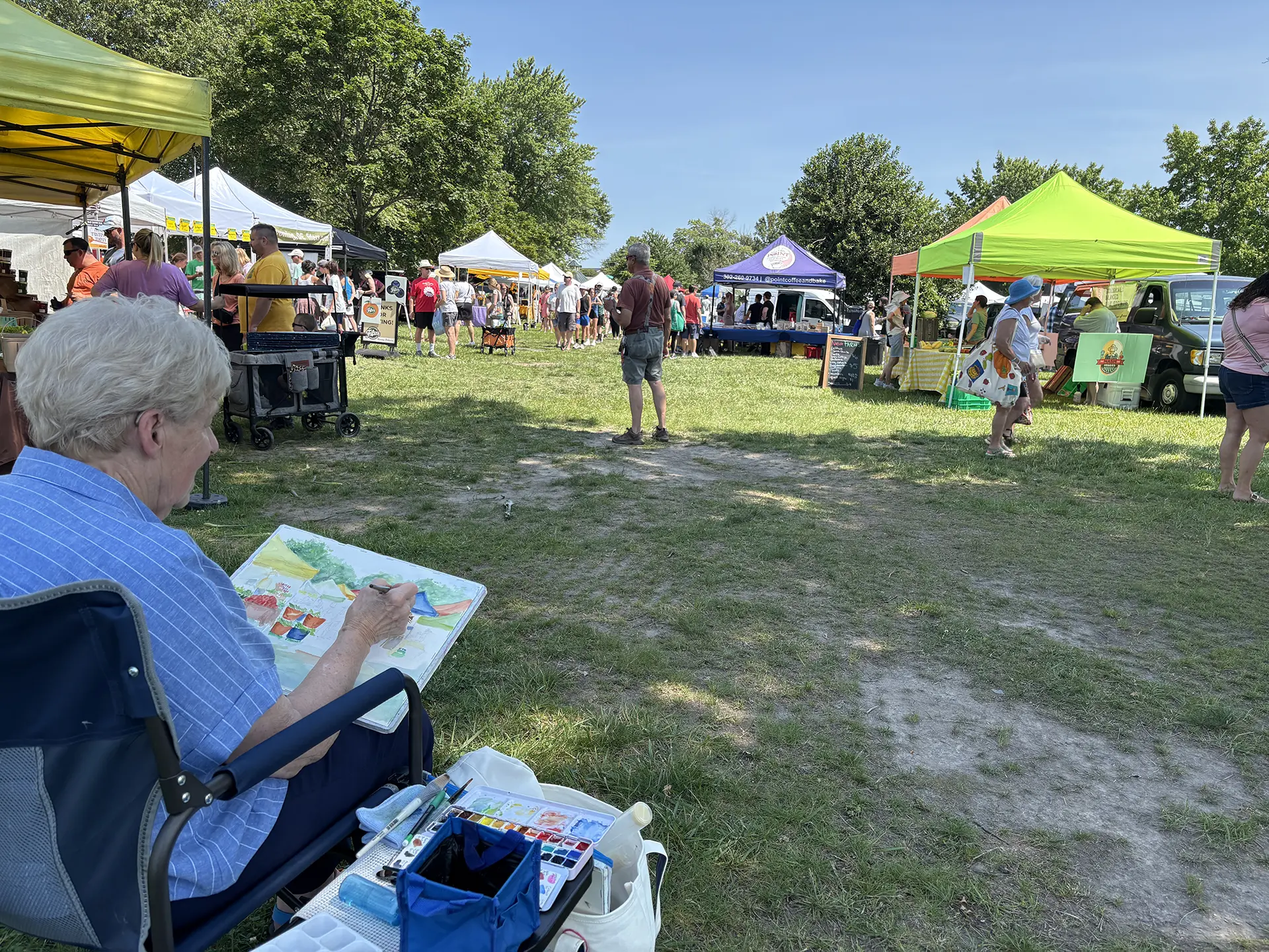 Artist doing Plein Air Painting